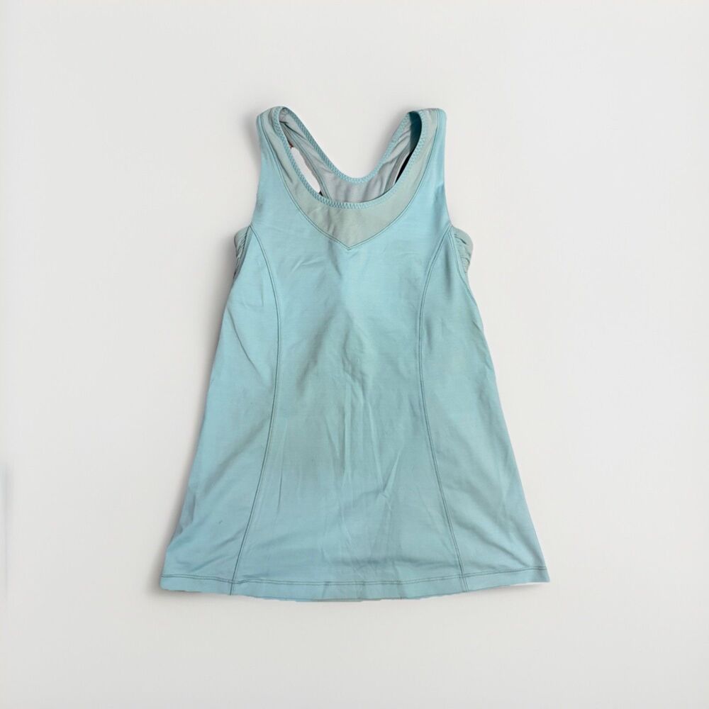 Lululemon Racerback Tank Top Built In Bra Light Blue Women’s Athletic Size 4
